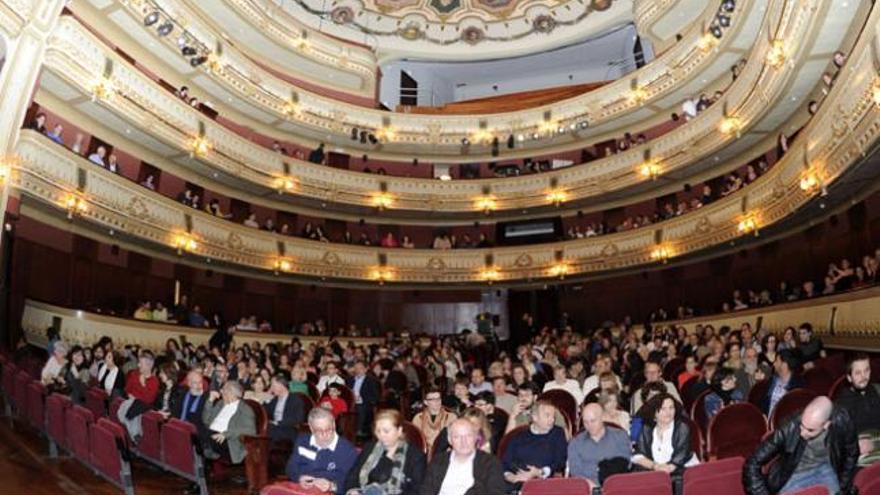 Teatro Rosalía de Castro