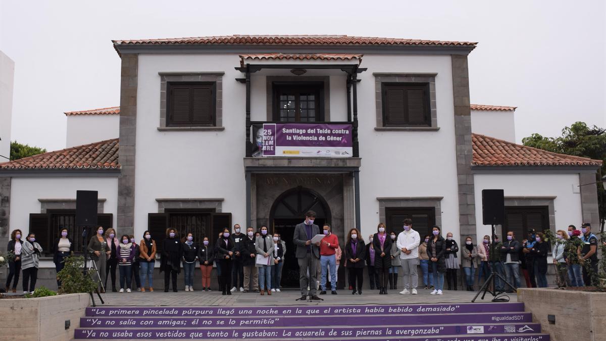 Santiago del Teide vuelve a gritar “NO” a la violencia de género