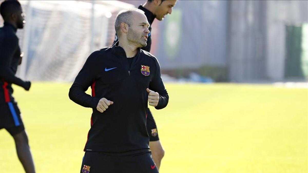 Andrés Iniesta no llegará a tiempo para el partido del sábado contra el Sevilla