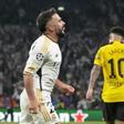 Carvajal cabecea a la red en el primer gol del Madrid ante el Borussia