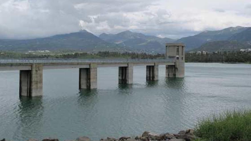 Varios pueblos de la Axarquía demandan una mayor cantidad de agua para el consumo.