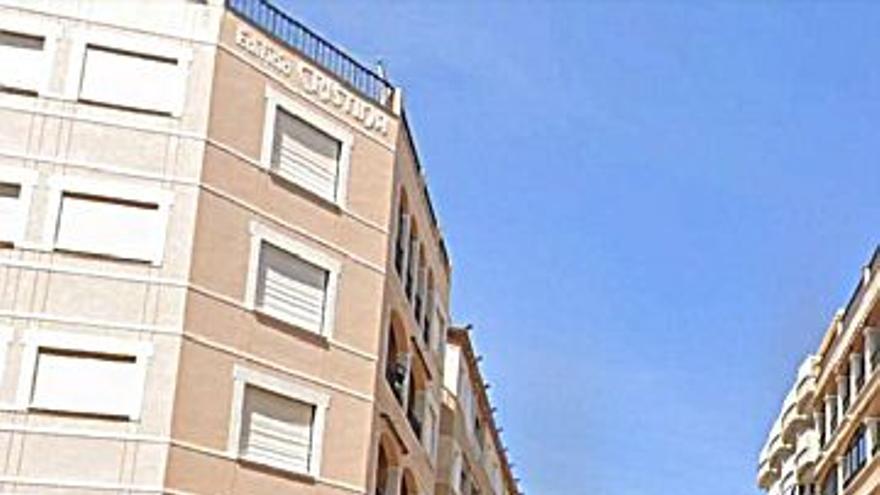 91.000 € Venta de piso en Guardamar del Segura 46 m2, 2 habitaciones, 1 baño, 1.978 €/m2...