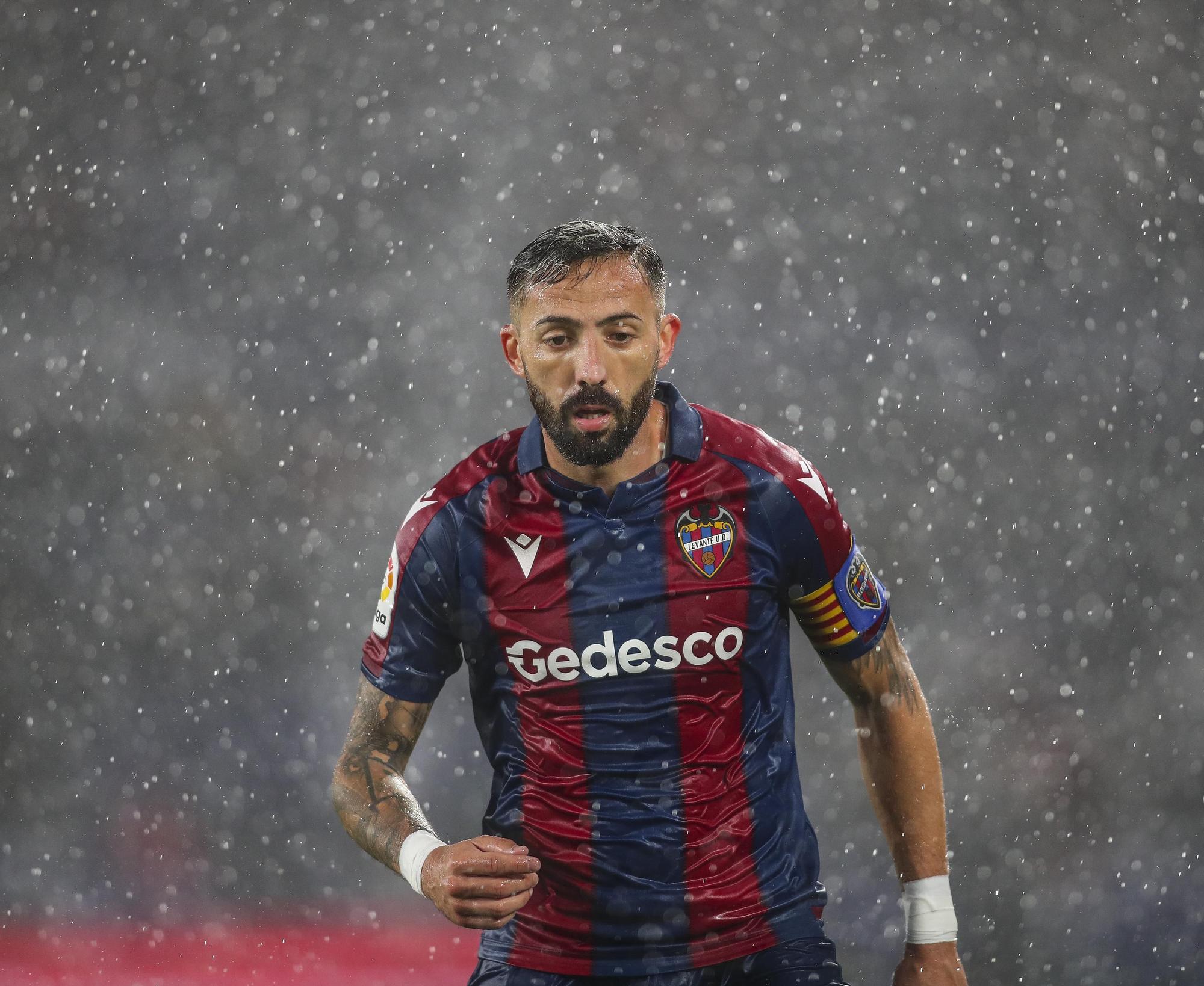 Diluvio En El Ciutat Levante Emv