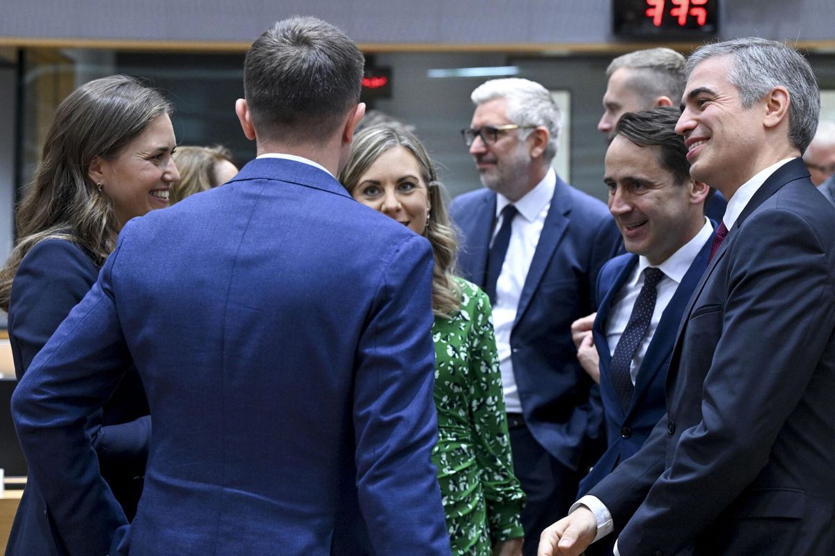 La UE debat l’oficialitat del català però no proposarà una votació per manca d’unanimitat La UE debat l’oficialitat del català però no proposarà una votació per manca d’unanimitat