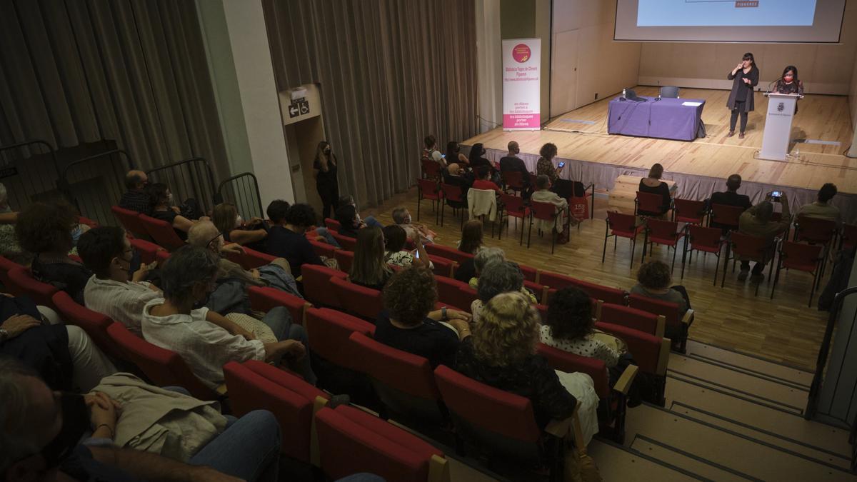 Les inscripcions presencials estaran obertes fins a completar l’aforament de l’Auditori Caputxins