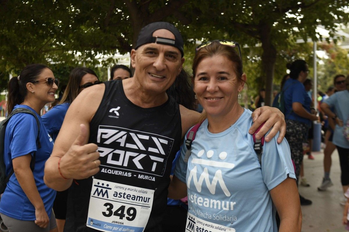 La carrera y marcha Solidaria Asteamur, en imágenes