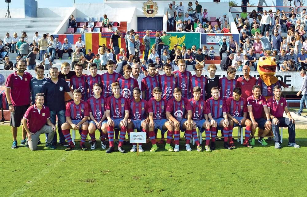 UD Poblense presenta sus equipaciones