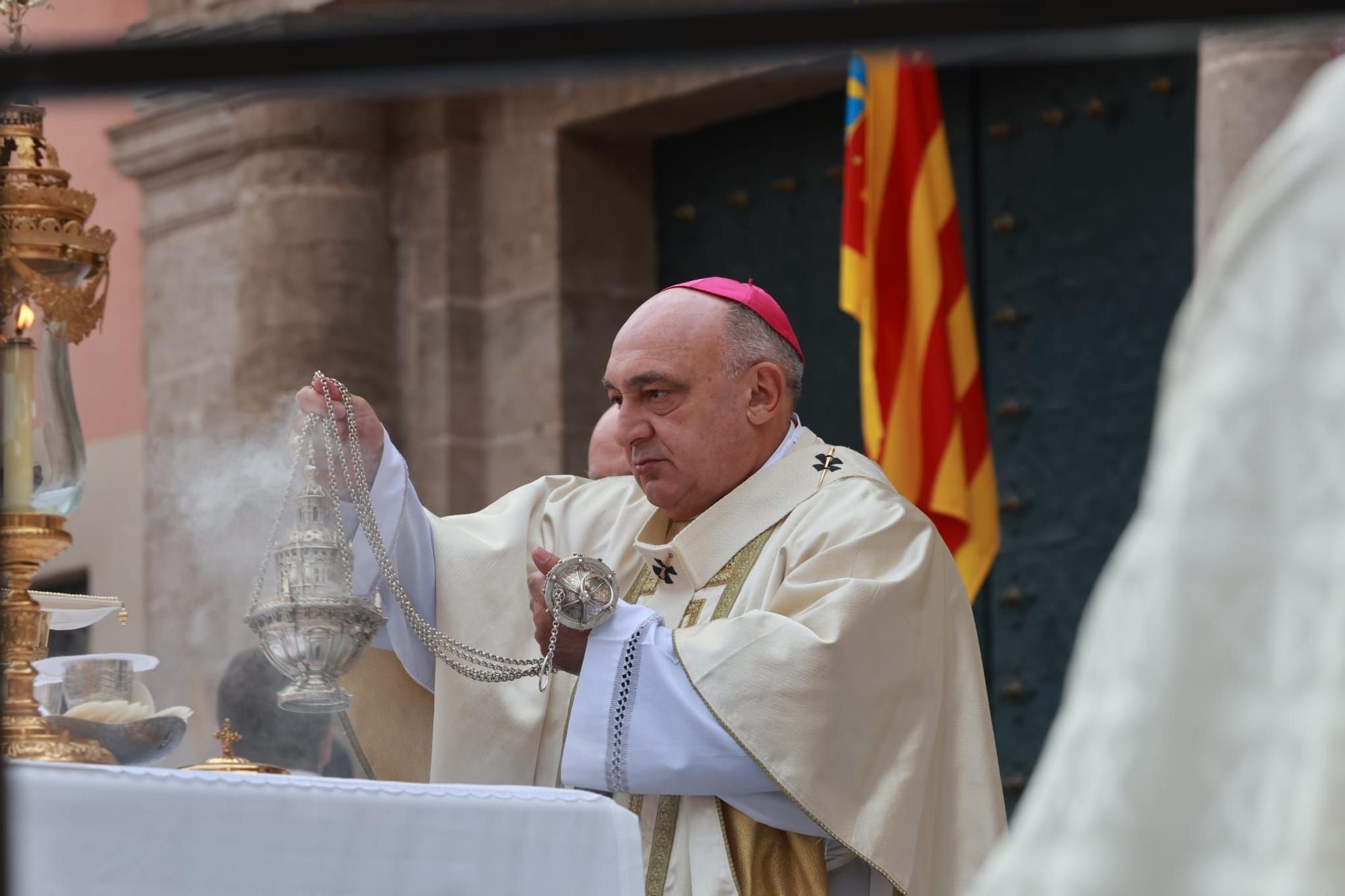 Todas las fotos de la Missa d'Infants en la plaza de la Virgen