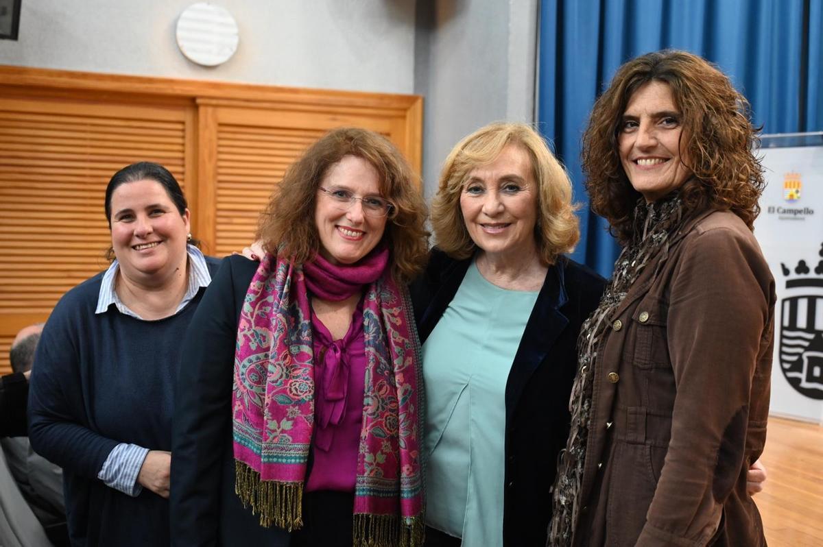 La concejala Maricarmen Alemañ, la directora Sonia Marco, la abogada Consuelo Abril y la científica Josabel Belliure