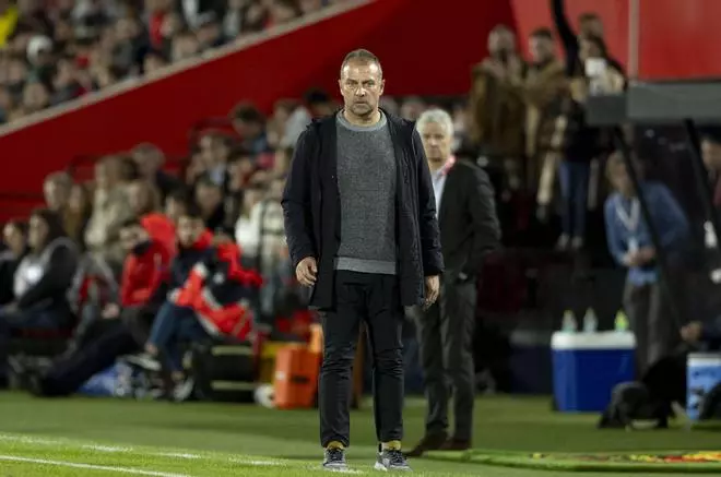 Flick se rinde a Lamine y se desahoga: "Ha sido un mes..."