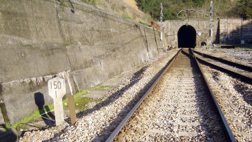 Inversión millonaria para renovar los túneles ferroviarios de Villabona: el Gobierno de España autoriza 19,5 millones
