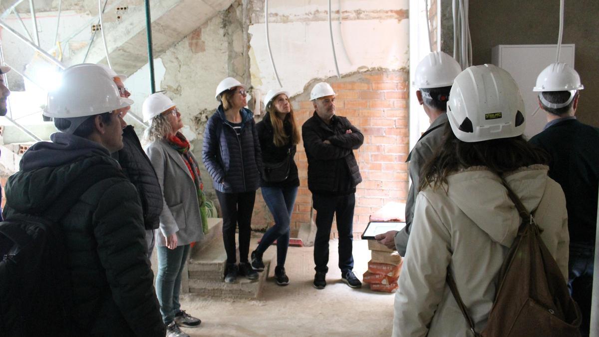 Visita d'obres dijous a l'edifici de Can Castells.