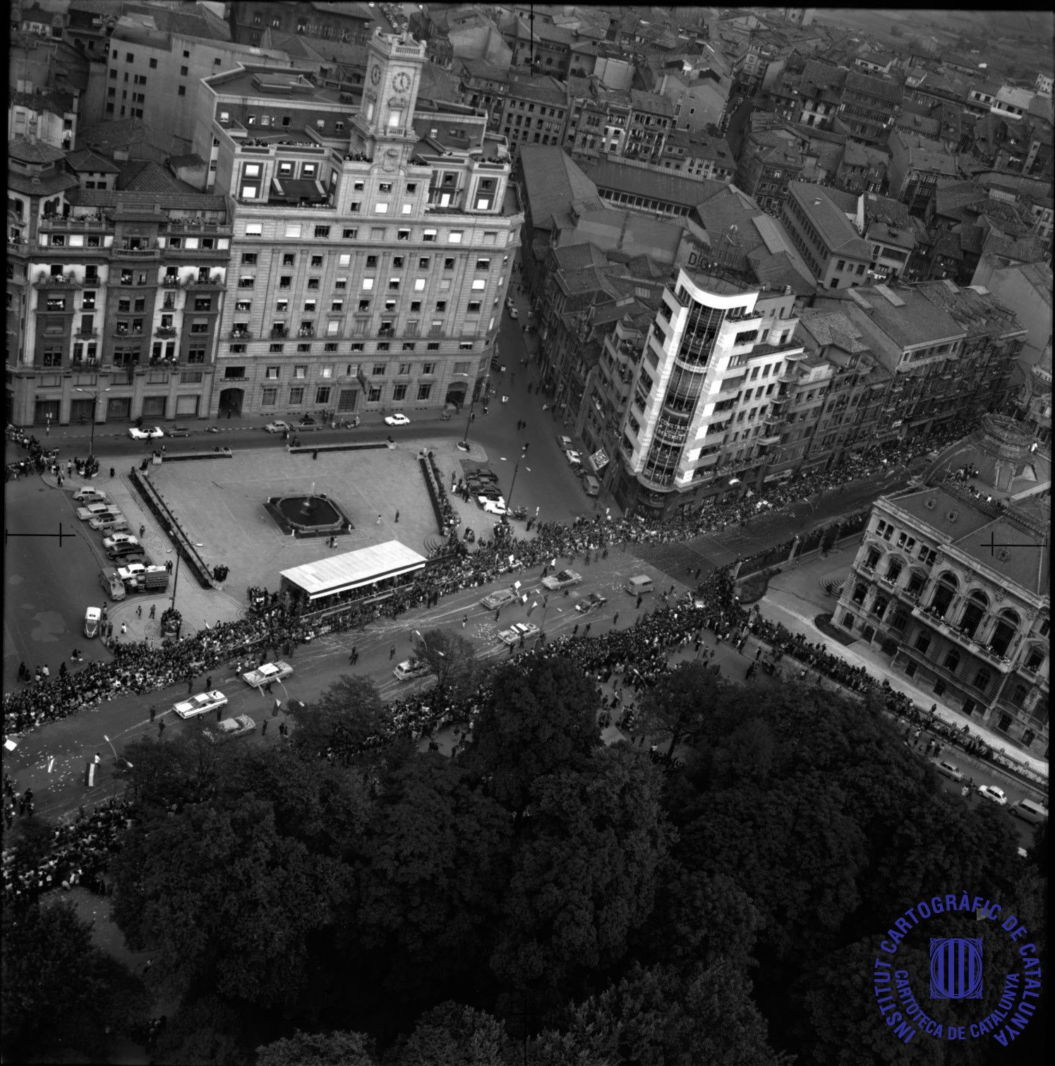 Un vuelo al pasado: así era Asturias, desde el aire, en 1962