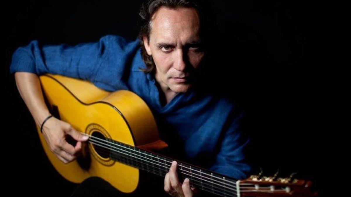 El guitarrista y cantaor Víctor Amigo será uno de los encargados de cerrar la temporada de primavera del Auditori de Cornellà