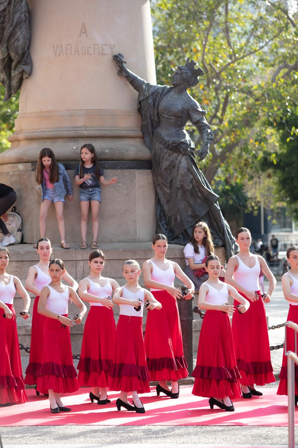 La danza sale a la calle en Ibiza