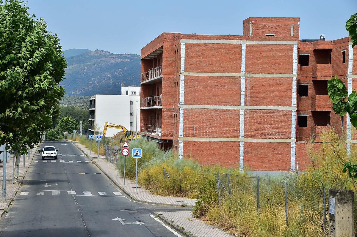 Imágenes de la zona donde se construirán 26 viviendas protegidas en Plasencia