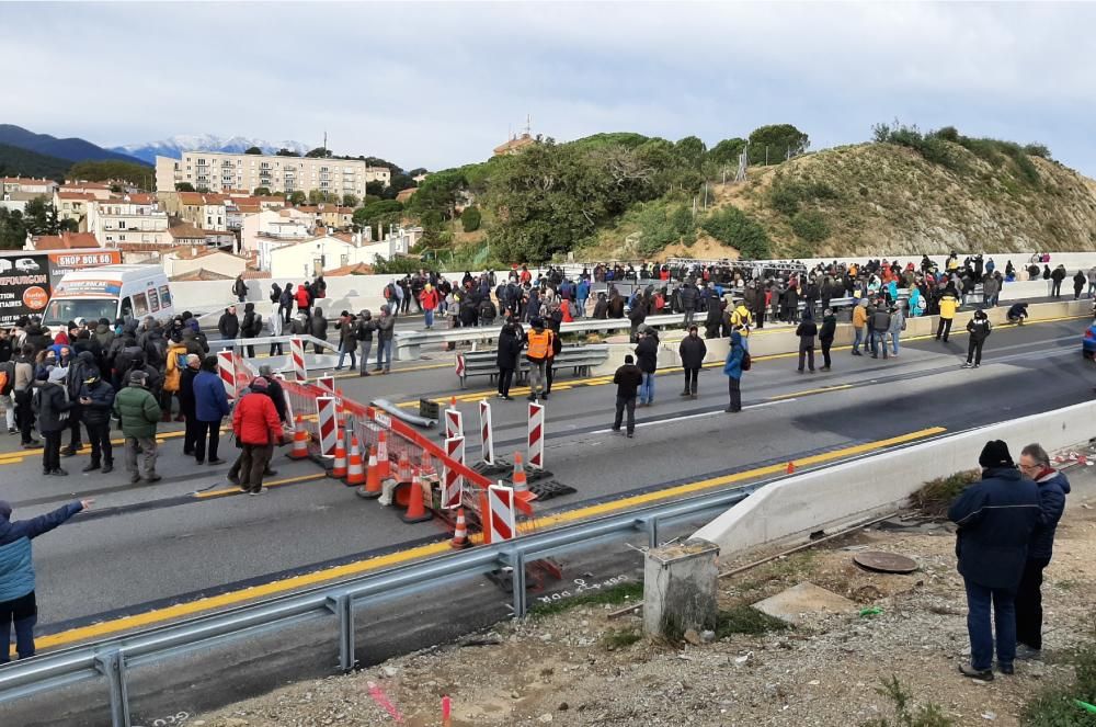 Tsunami Democràtic talla La Jonquera