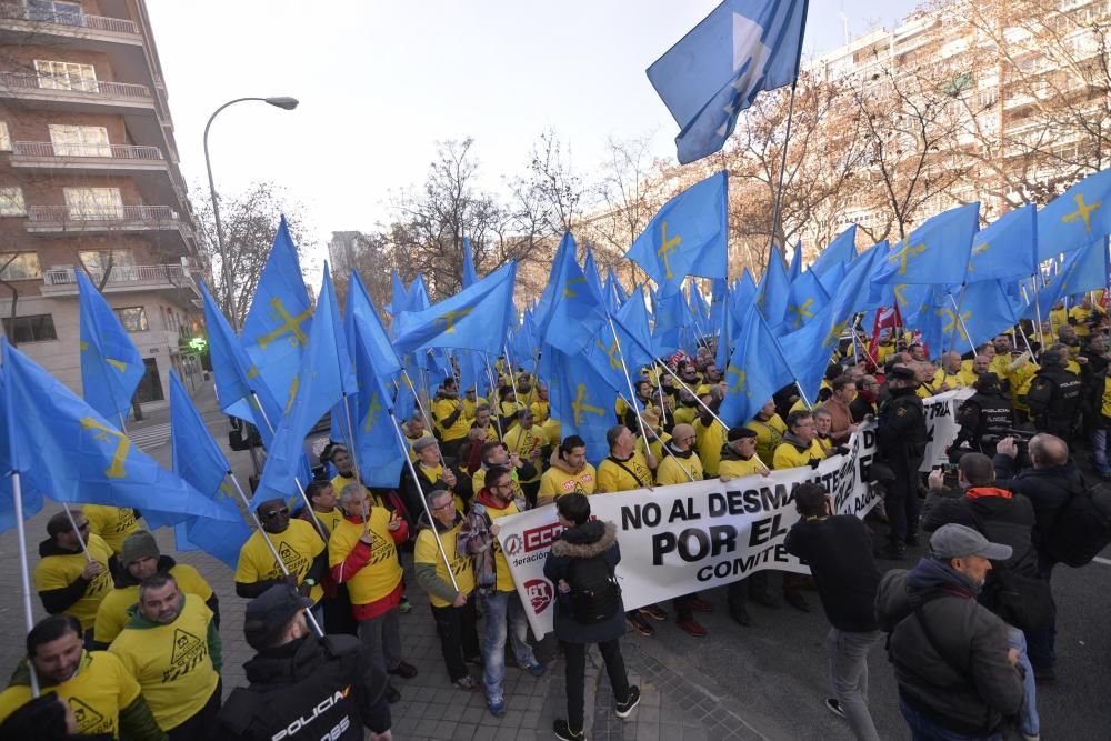 Manifestación de trabajadores de Alcoa en Madrid