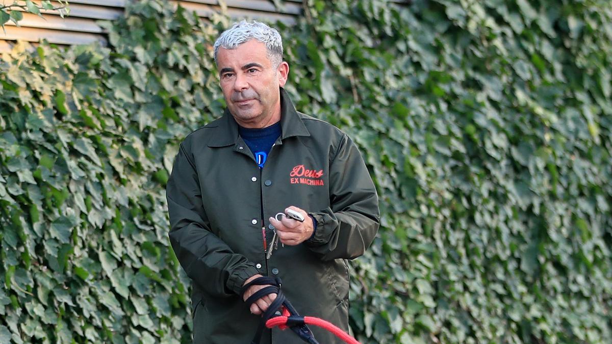 Jorge Javier Vázquez reaparece en redes para despedirse de María Teresa Campos como &quot;un adolescente&quot;