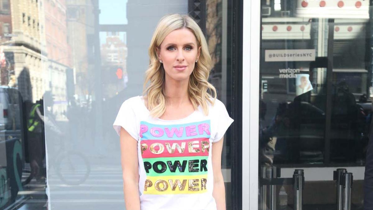 Nicky Hilton, con camiseta con mensaje 'Power' en Nueva York