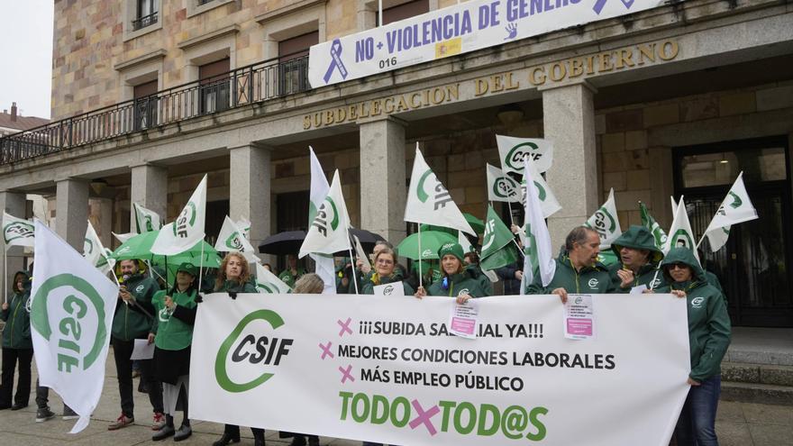 CSIF vuelve a la calle para denunciar la pérdida de un 8,3% en poder adquisitivo