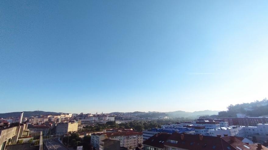 Cielos despejados y subida de temperaturas este jueves en Santiago de Compostela