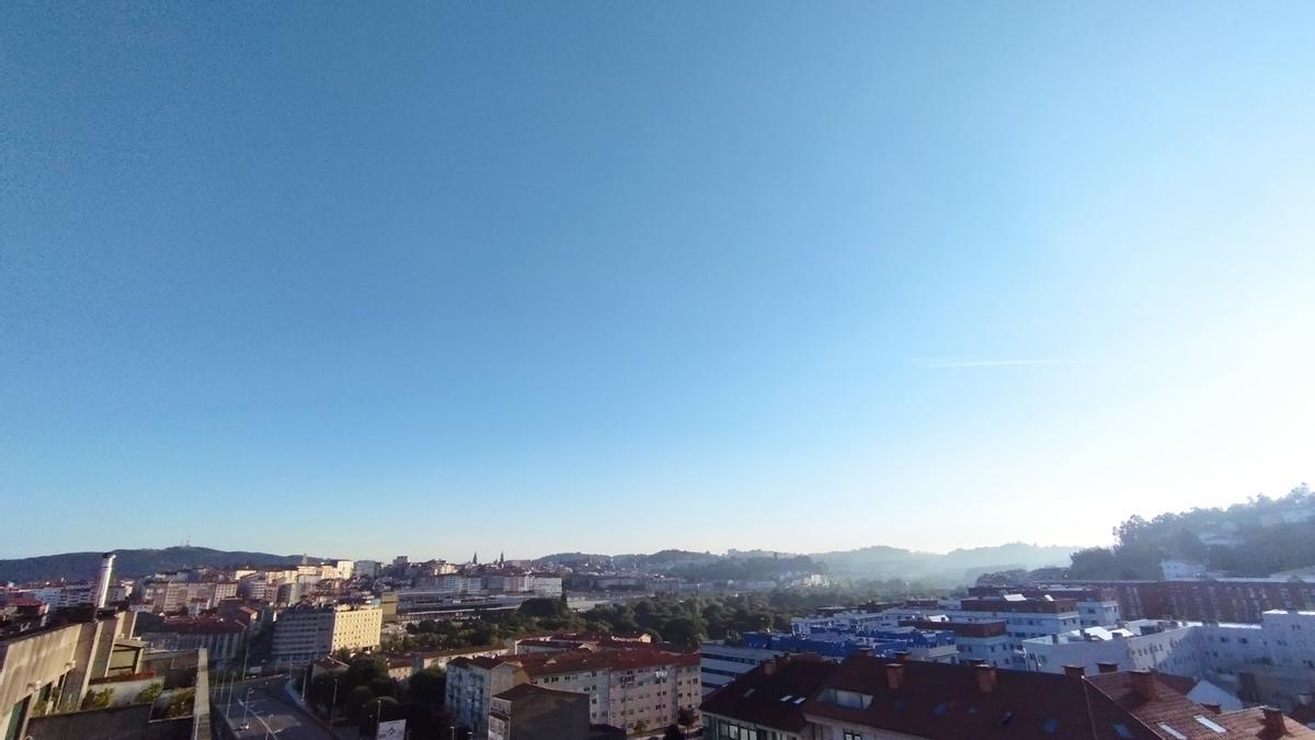 Cielos despejados y calor en Santiago de Compostela