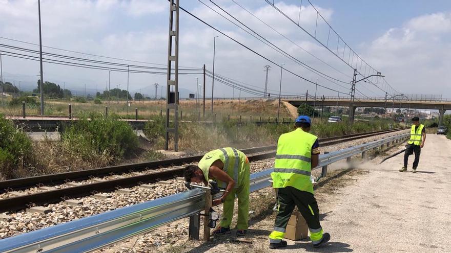 La Generalitat instala más de 4.000 metros de protección de vía entre Torrent y Villanueva de Castellón