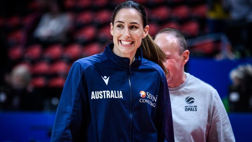 Rebecca Allen, sonriente tras la victoria de Australia contra Canadá