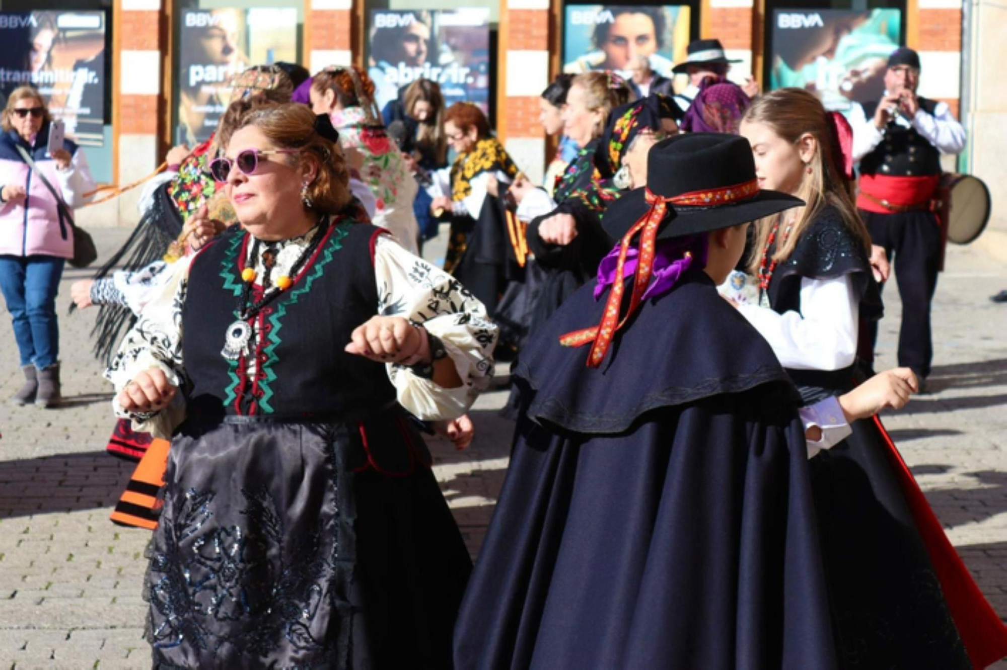 GALERÍA | Así de bien lo pasan en Benavente por Las Candelas