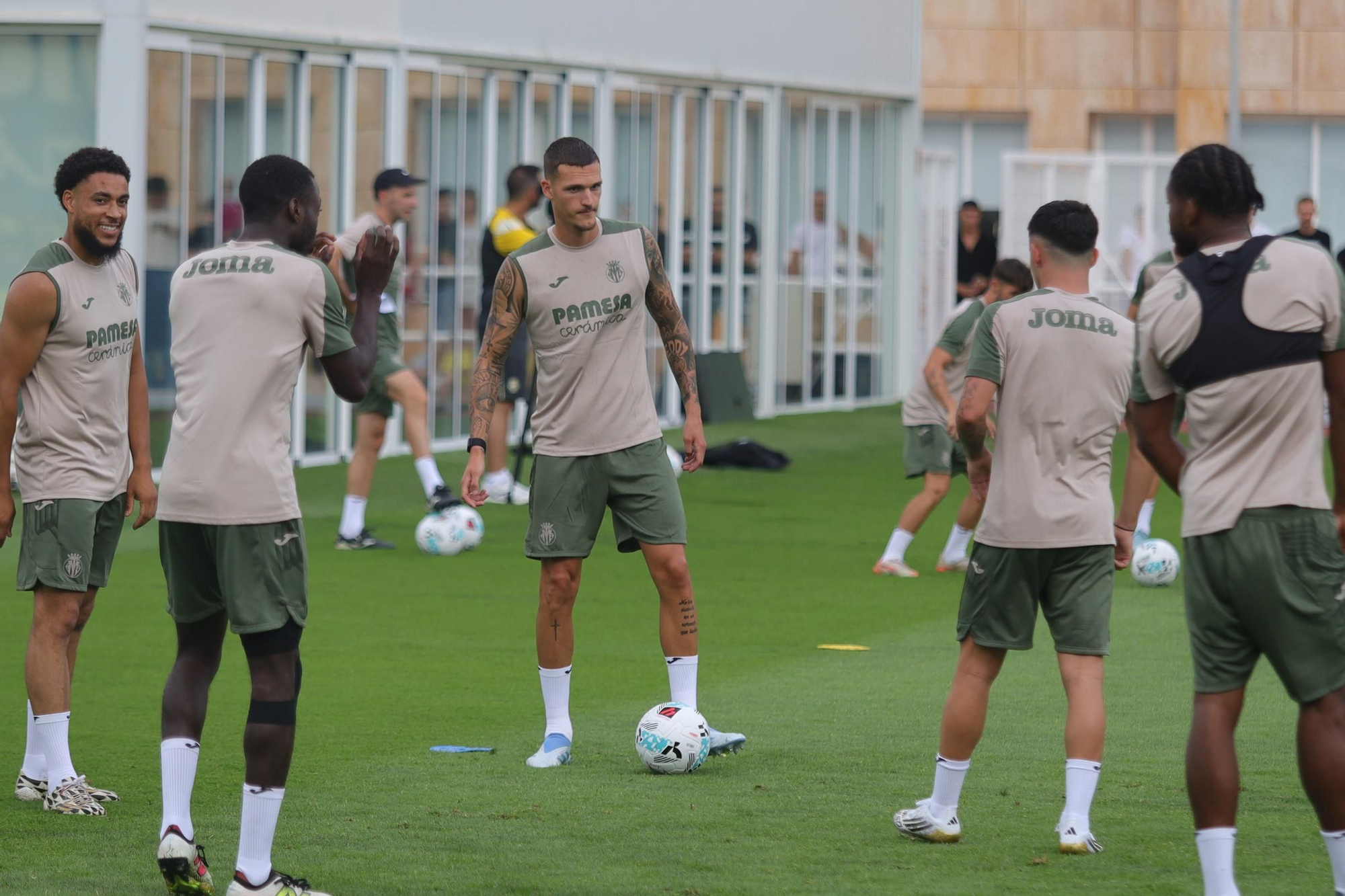 Primer Entrenamiento Villarreal 25-26  (17).JPG