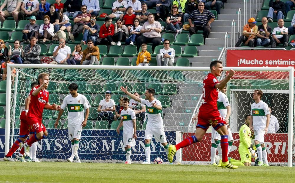 El Elche se queda sin fútbol y cae ante un Numancia muy superior