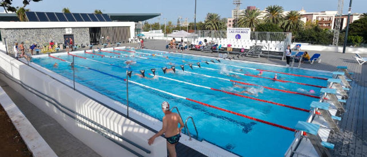 Imagen de una de las piscinas del Julio Navarro.