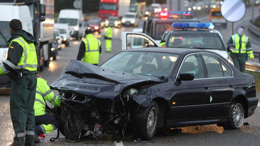 Un choque en la AP-9 en Vigo se salda con heridos y retenciones