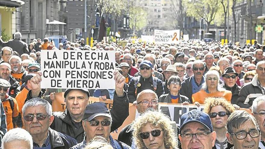 Montoro pagará las pensiones gravando a las firmas tecnológicas