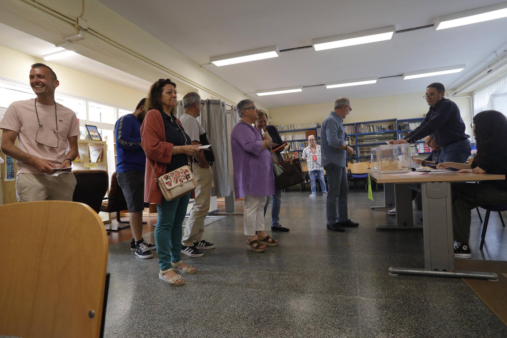 Las mejores imágenes de la jornada electoral del 28M en Asturias