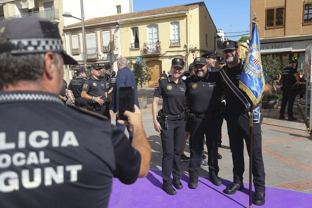 Así ha transcurrido el acto institucional de la Policía Local en el Port de Sagunt