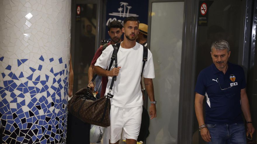 Copete ya está en València: &quot;Seguro que va a ser un gran año&quot;
