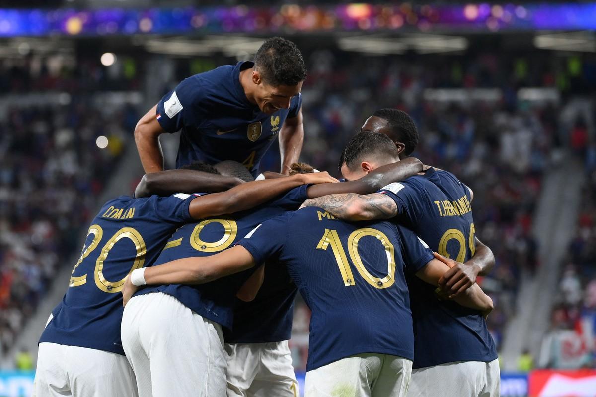 Mbappé se exhibe y lleva a Francia a cuartos Mbappé se exhibe y lleva a Francia a cuartos