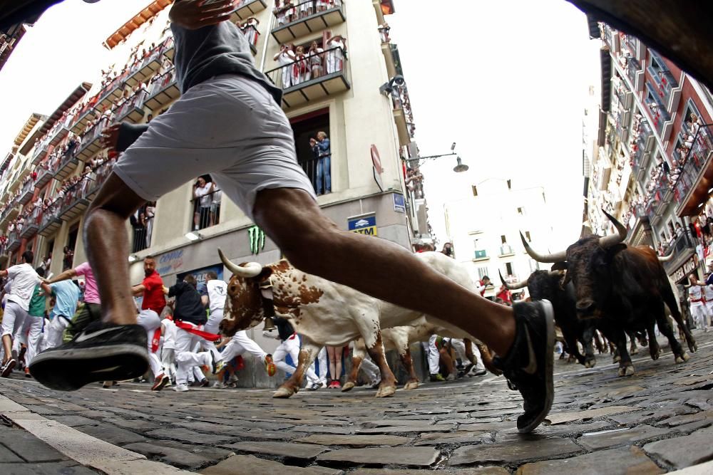 Imágenes del segundo encierro de los Sanfermines de 2019.