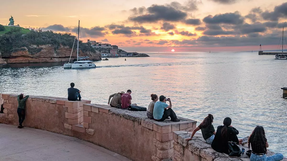Ni Barcelona ni Nápoles: Esta ciudad del Mediterráneo es el secreto mejor guardado del invierno europeo