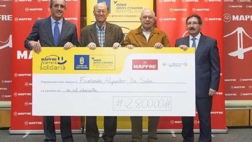La Fundación Da Silva recibe la donación de la Mapfre Solidaria