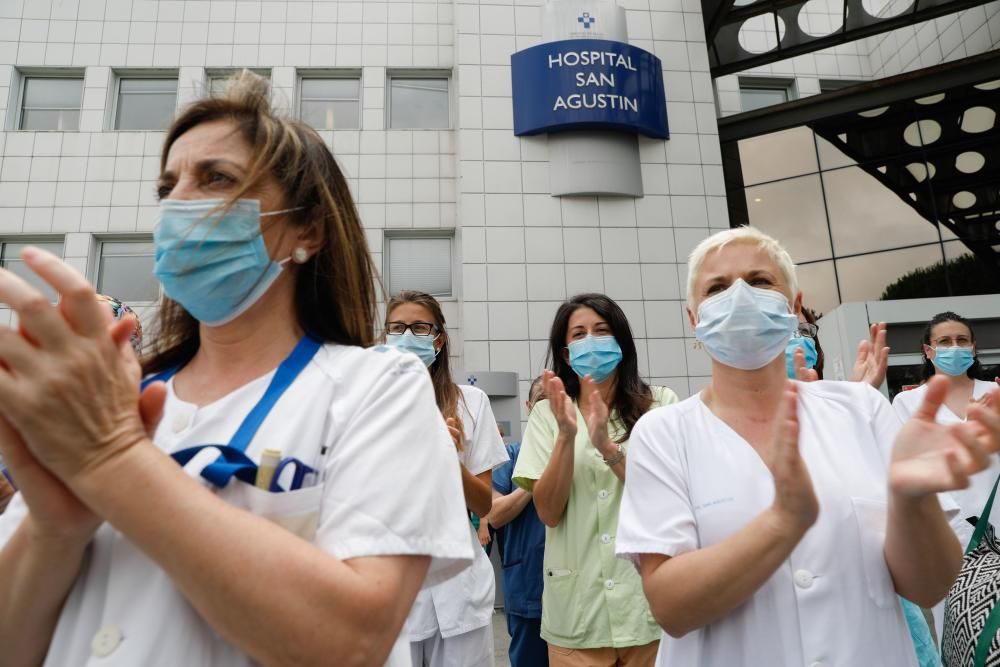 Los sanitarios aplauden el premio "Princesa"