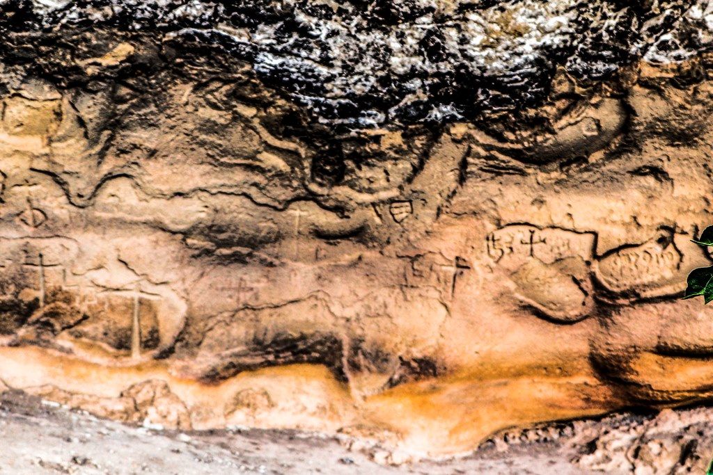 Covacho de los Chaparros, una de las ofertas de arte rupestre a lo largo del río
