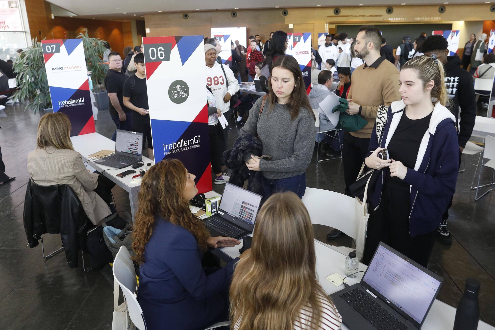 Girona. Auditori. 17a Fira ocupacio TreballemGi 2025.