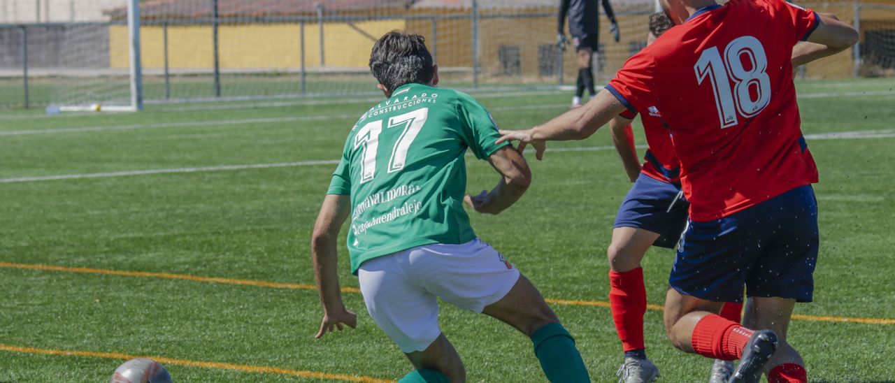 Diocesano y Moralo, en acción esta temporada.
