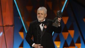 Jose Ramón Soroiz en la gala de los Goya recibiendo su premio. 