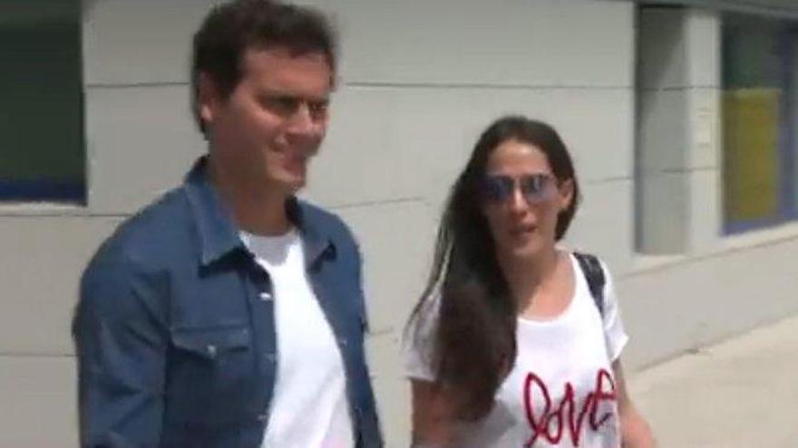 Malú y Albert Rivera anuncian que esperan su primer hijo