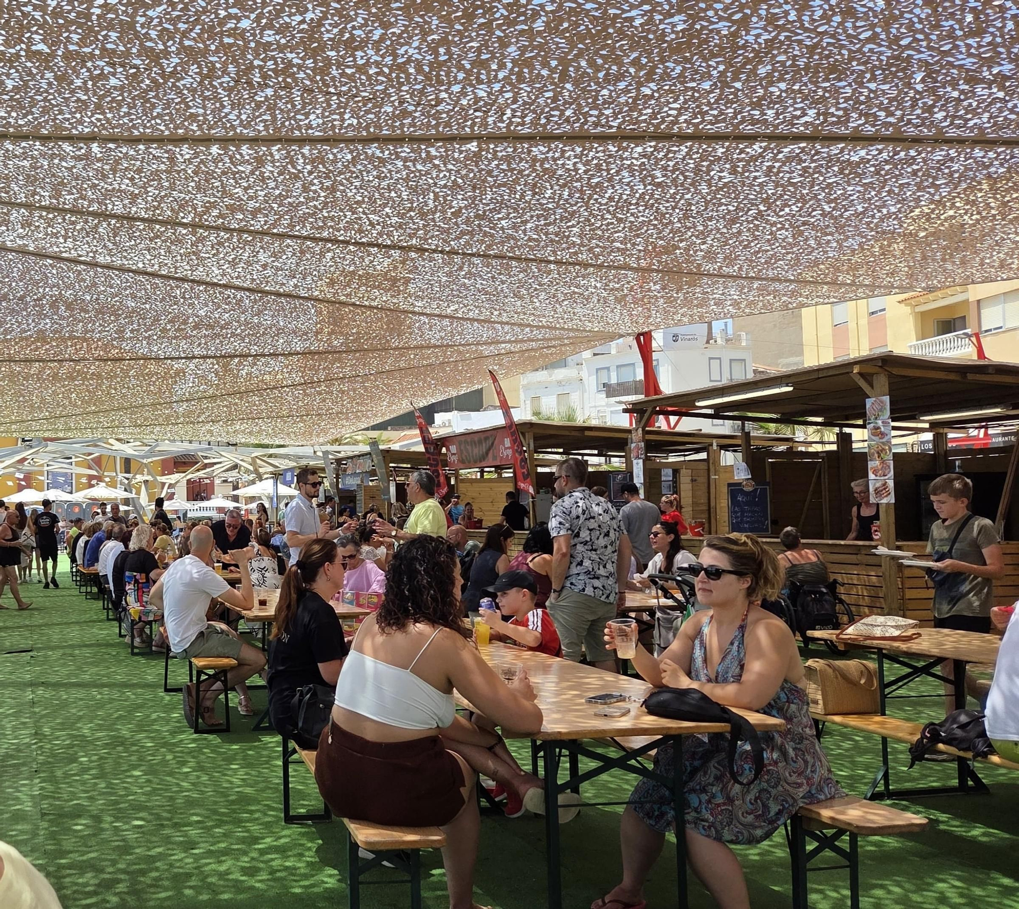 Ambiente en Vinaròs con ocasión de Sant Joan