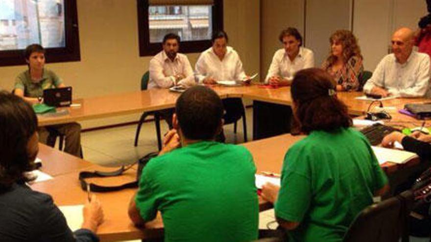 CCOO abandona la reunión con la Conselleria tras 50 minutos y plantea movilizaciones todo el curso